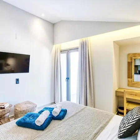 Отель Hidden Cove Corfu 4*