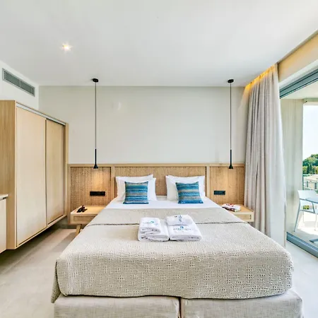 Hotel Hidden Cove Corfu 4*