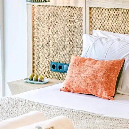 מלון Hidden Cove Corfu קונטואקלי