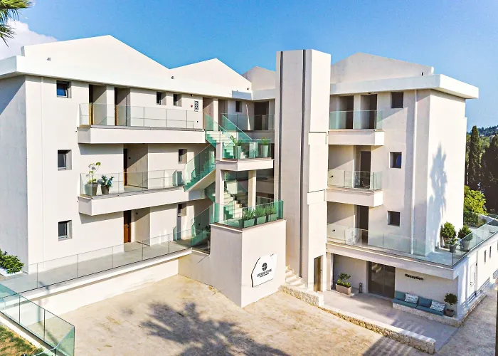 Hidden Cove Corfu 4* Kondókali