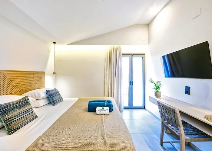 Hotel Hidden Cove Corfu 4*
